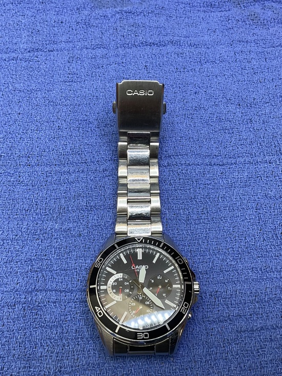 Casio MTD-320 Watch - Picture 7 of 12